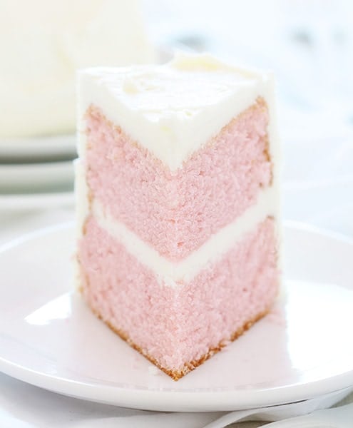 粉红天鹅绒蛋糕和奶油!