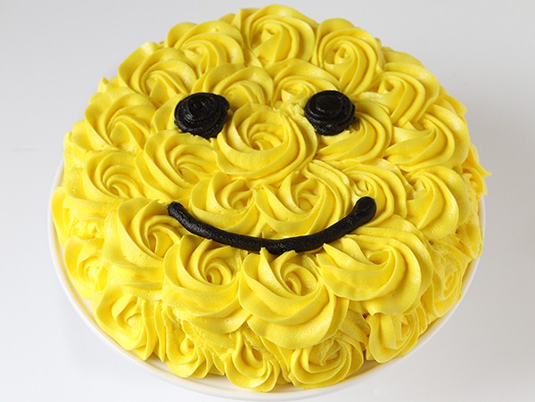 笑脸黄玫瑰蛋糕!