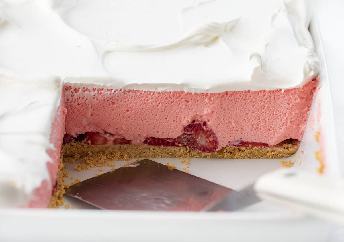草莓冰盒芝士蛋糕