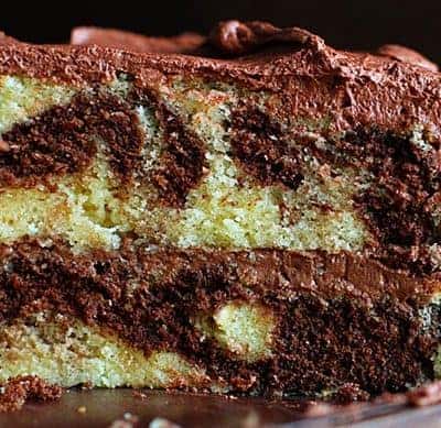 完美的大理石蛋糕和完美的奶油巧克力!